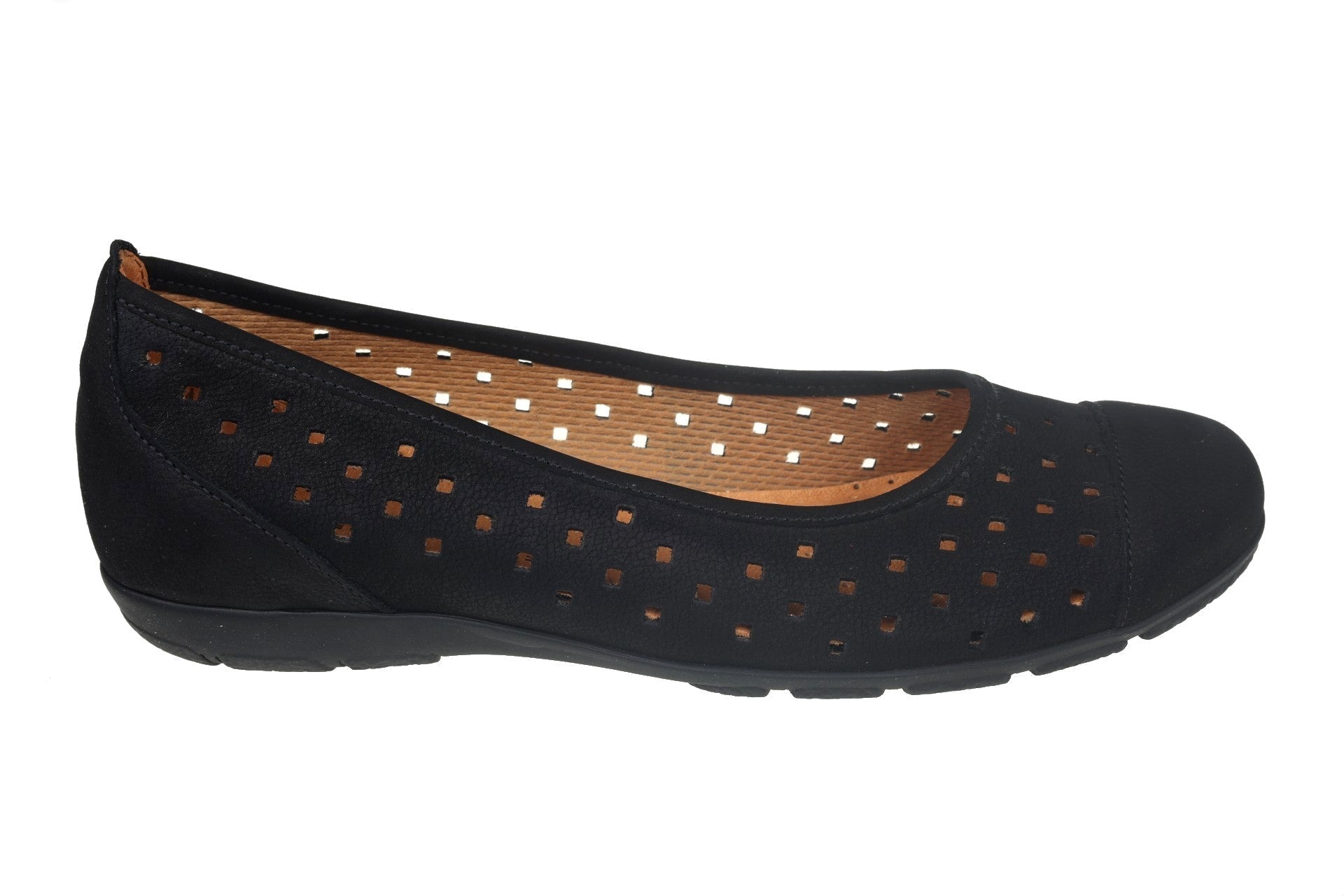 Perforowane baleriny damskie '44.169.17' - czarne - ChaplinshoesPerforowane baleriny damskie '44.169.17' - czarneGabor