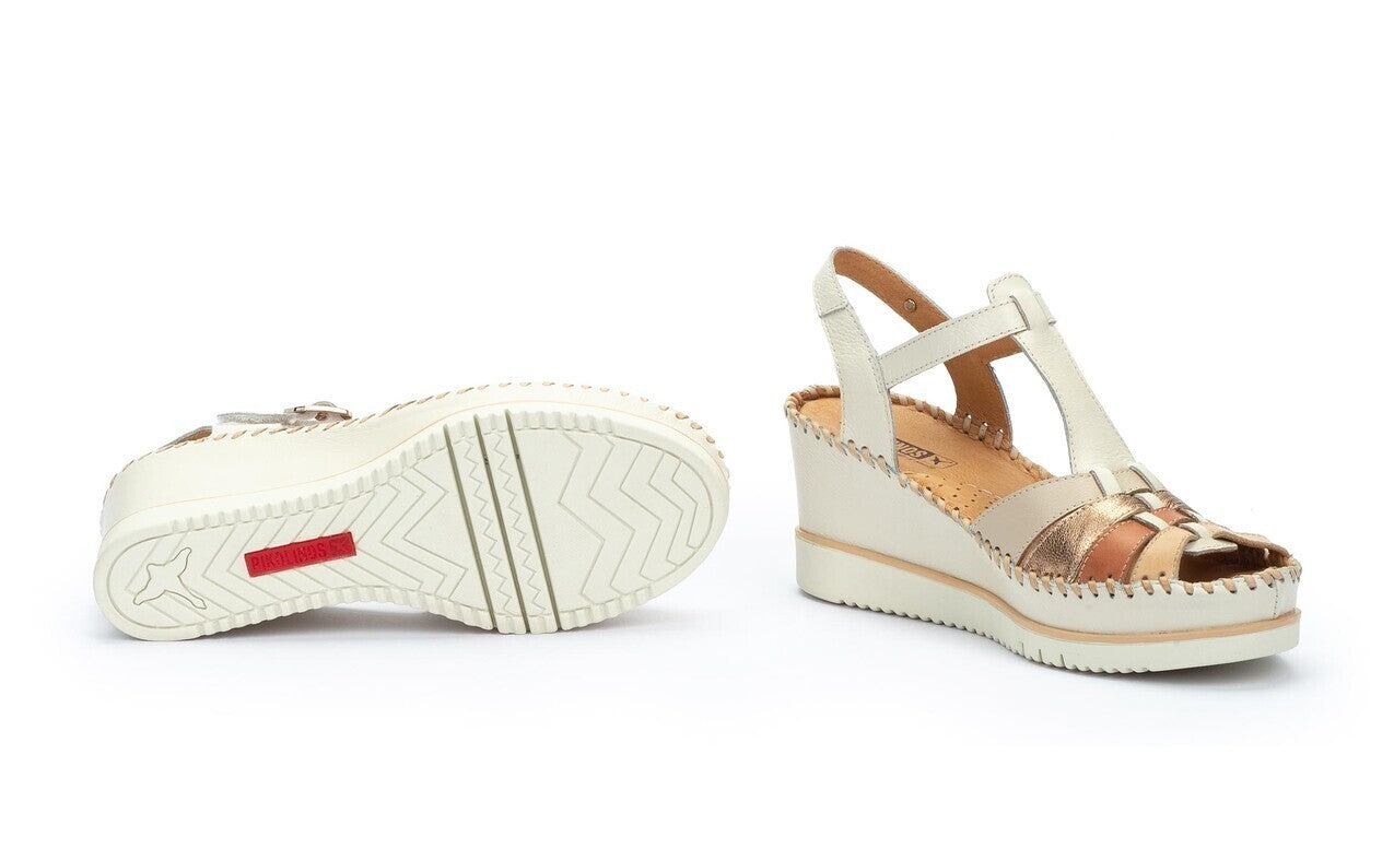 Damessandaal 'Aguadulce' - Gebroken wit