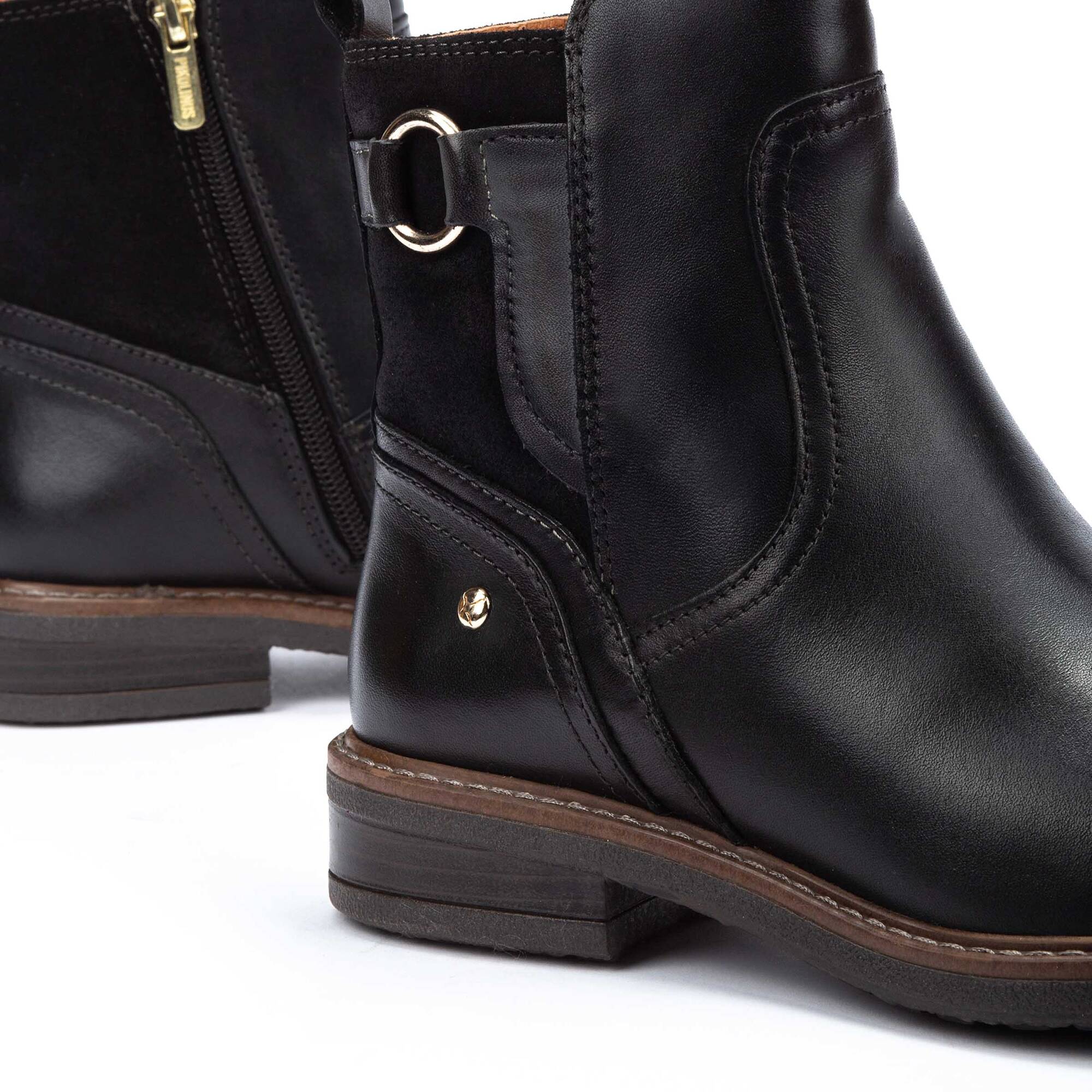 Bota mujer 'Aldaya' - Negro - ChaplinshoesBota mujer 'Aldaya' - NegroPikolinos