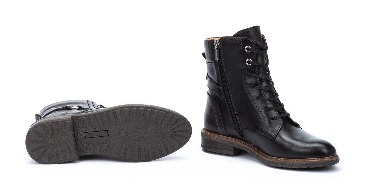 Dameslaarzen 'Aldaya' - zwart - ChaplinshoesDameslaarzen 'Aldaya' - zwartPikolinos