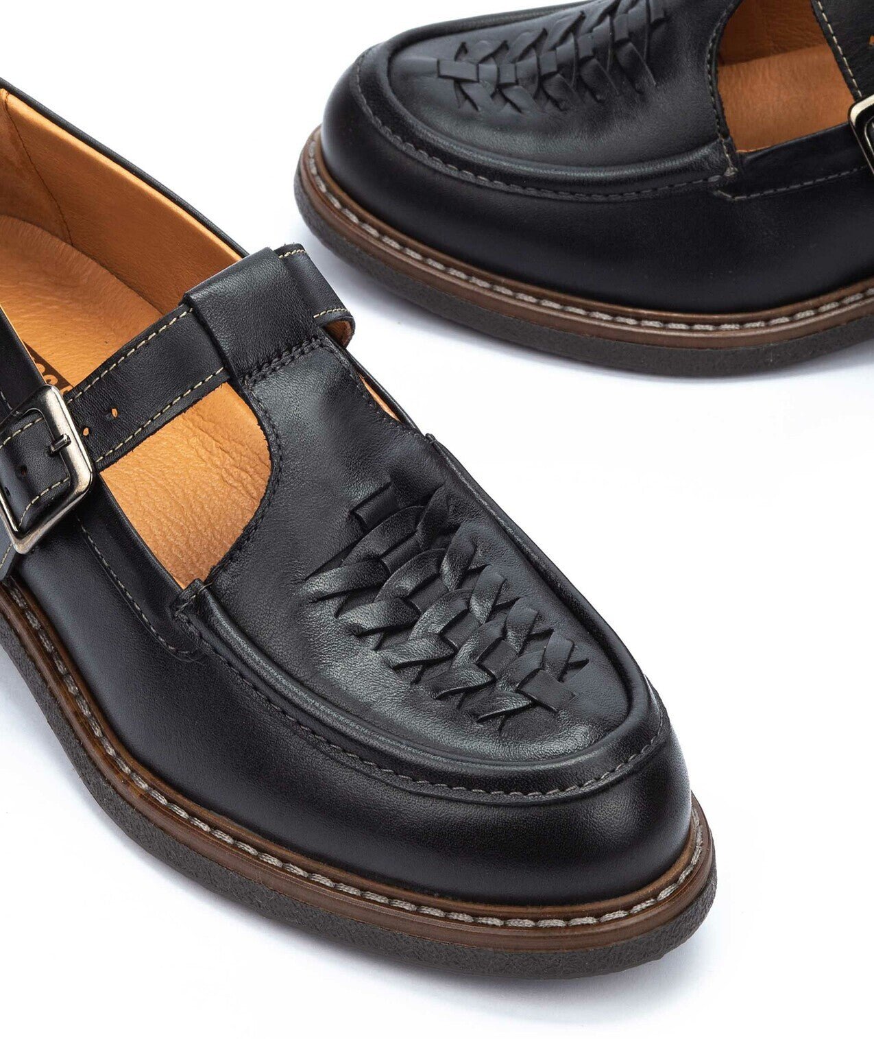 Mocasín de mujer 'Aldaya' - Negro - ChaplinshoesMocasín de mujer 'Aldaya' - NegroPikolinos