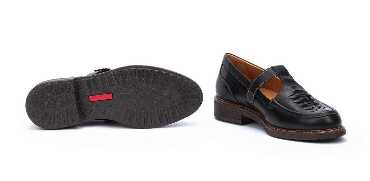 Mocasín de mujer 'Aldaya' - Negro - ChaplinshoesMocasín de mujer 'Aldaya' - NegroPikolinos