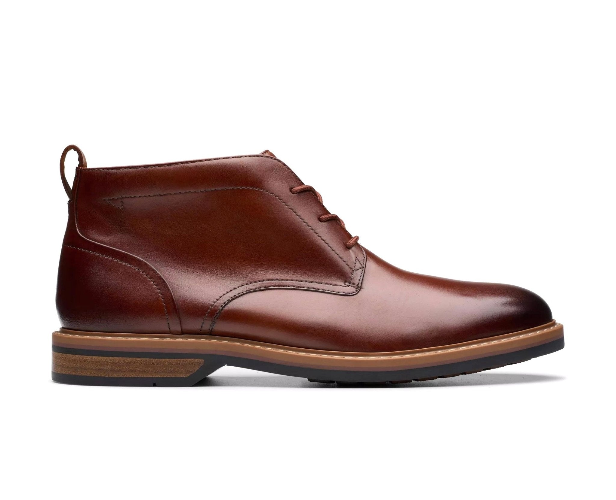 Heren enkellaars 'Aldwin Chukka' - bruin - ChaplinshoesHeren enkellaars 'Aldwin Chukka' - bruinClarks
