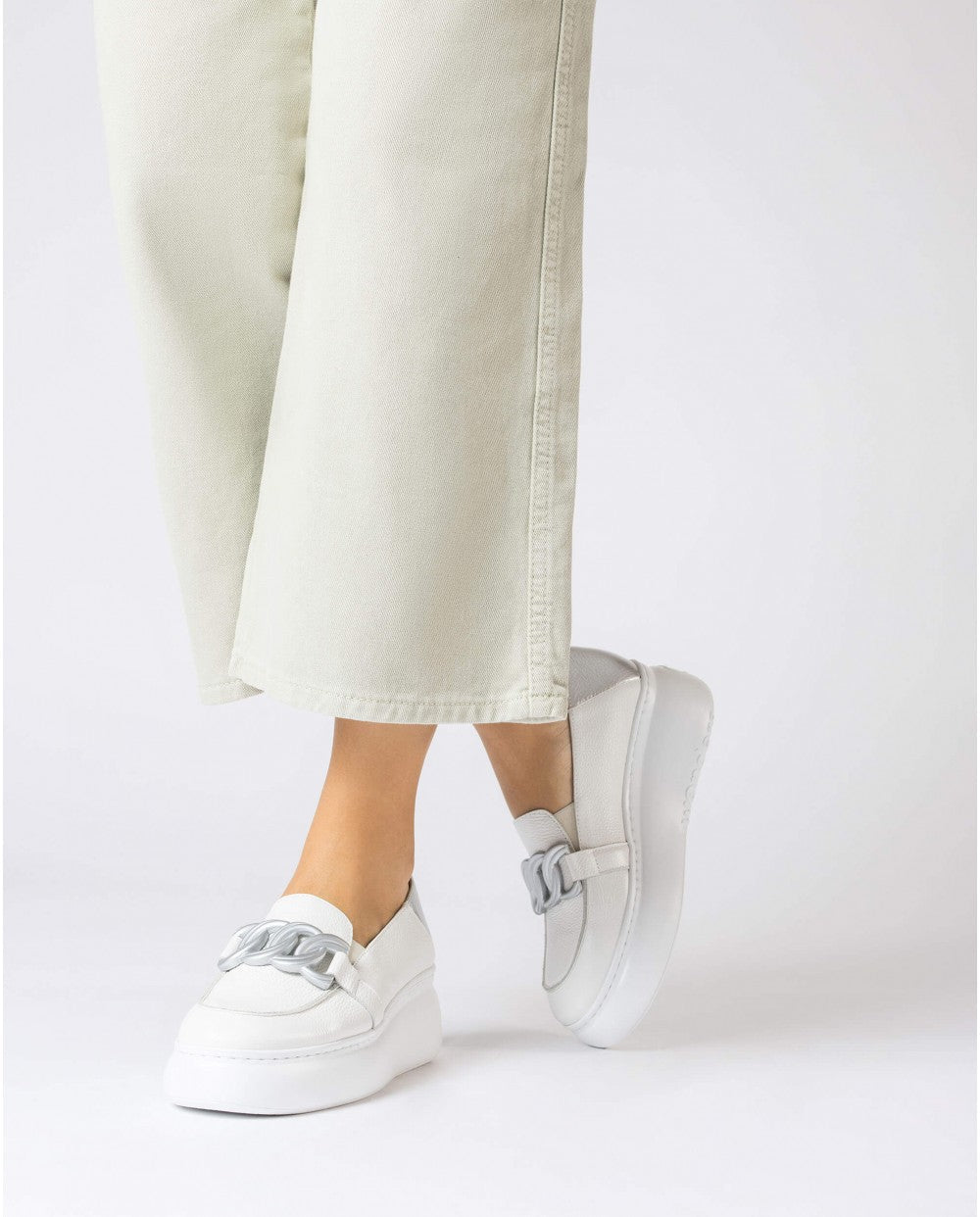 Damesmocassin 'Begin' - wit - ChaplinshoesDamesmocassin 'Begin' - witWonders