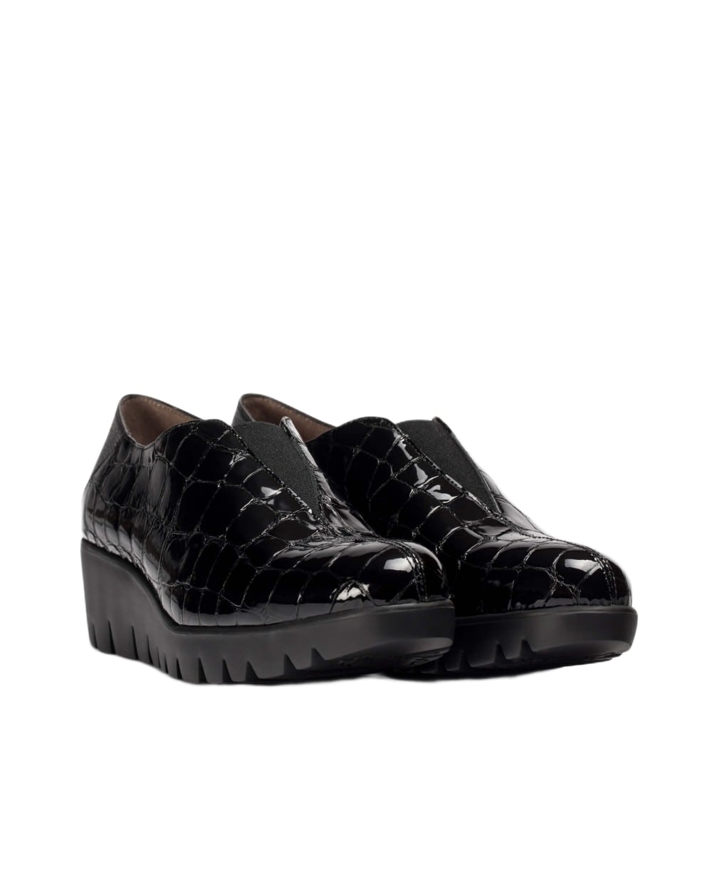 'Fly 40' women's wedge loafer - Black wrinkled patent