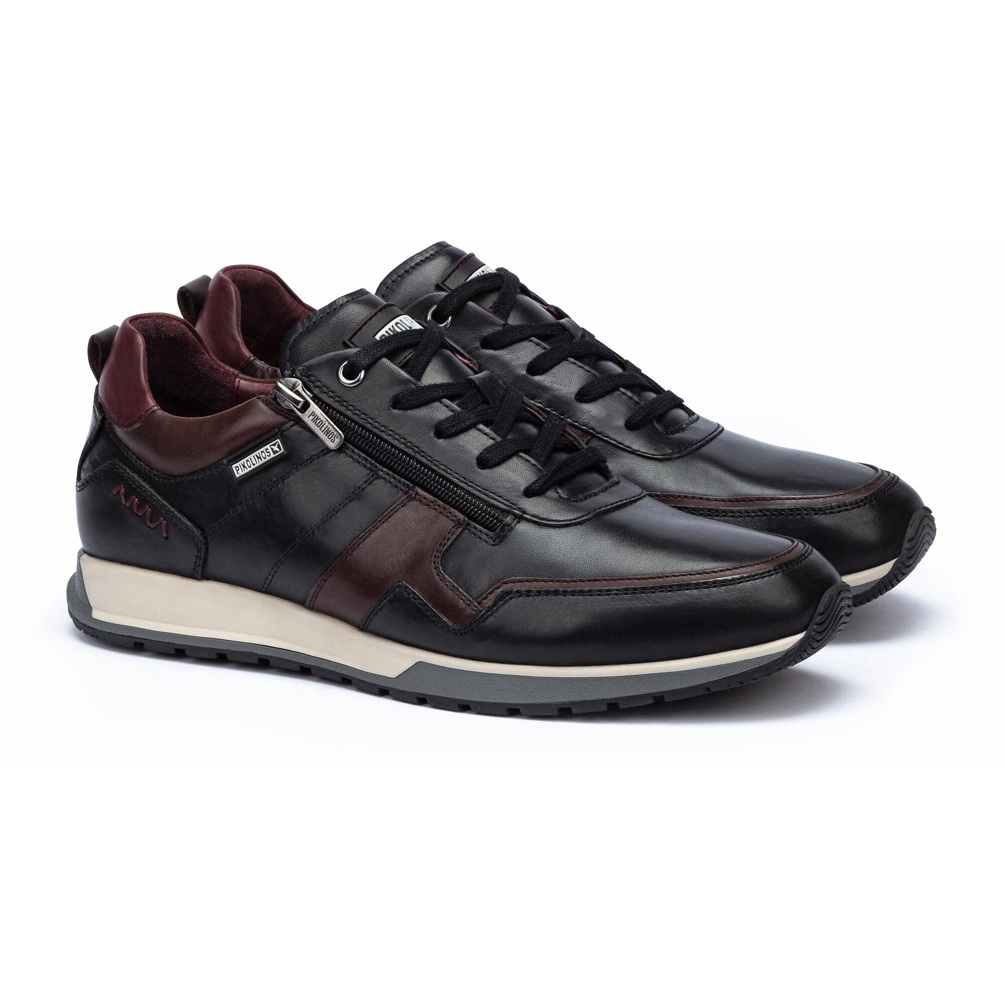 'Cambil' men's lace - up sneaker - Black - Chaplinshoes'Cambil' men's lace - up sneaker - BlackPikolinos