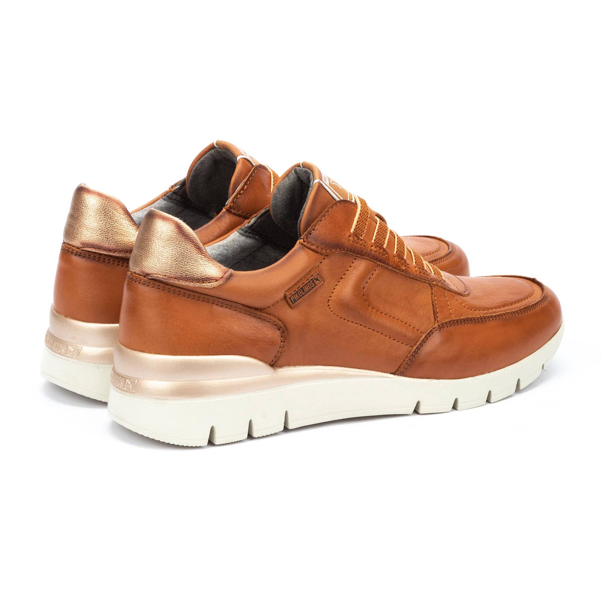 Damessneaker 'Cantabria' - Bruin - Chaplinshoes'Cantabria' damessneaker - BruinPikolinos