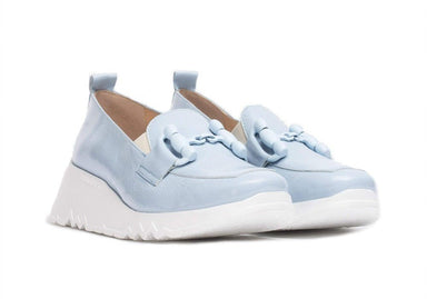 Damesmocassin 'Dance' - Blauw lak - ChaplinshoesDamesmocassin 'Dance' - Blauw lakWonders