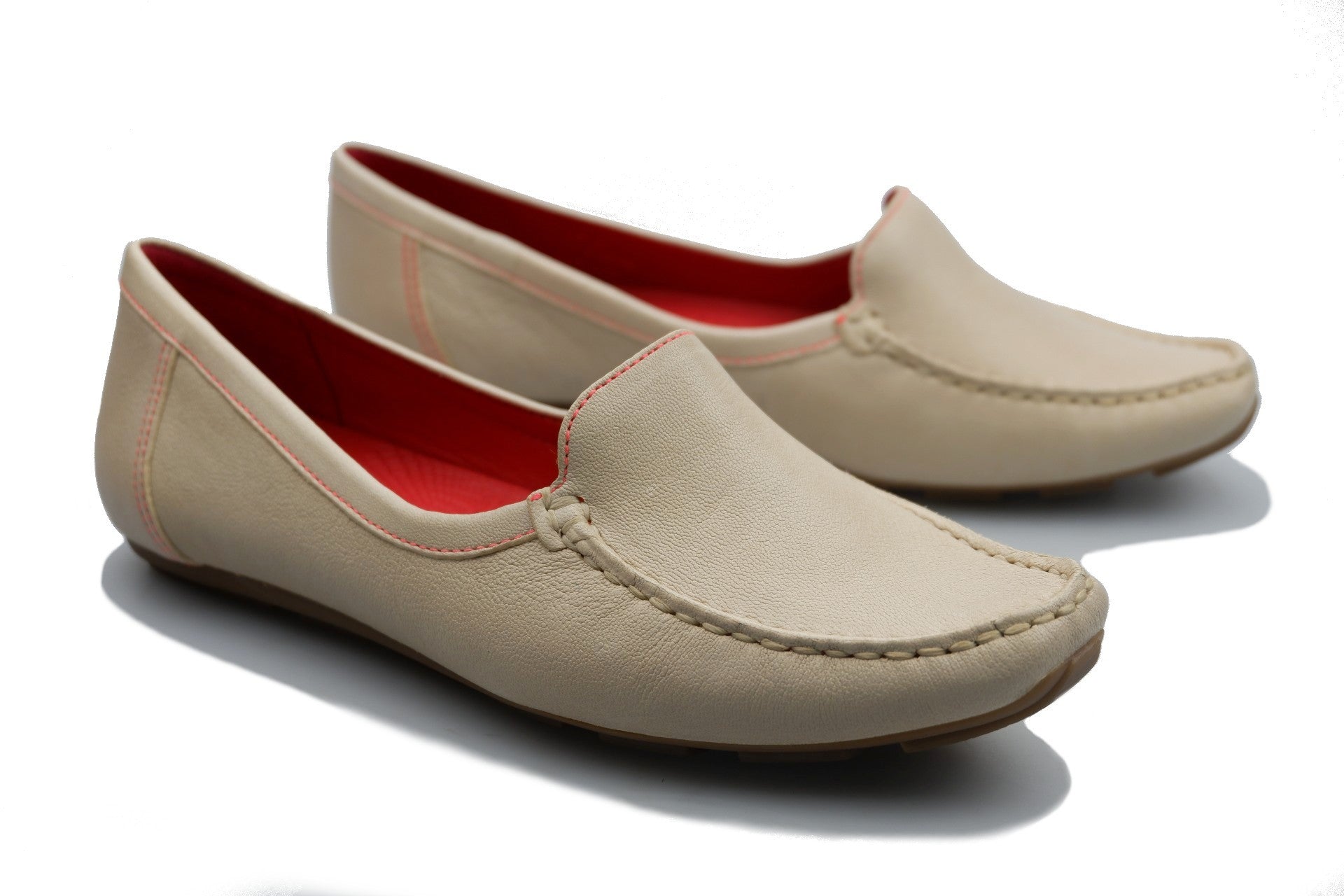 'Estelle Dawn' women´s slip on shoe - Off white - Chaplinshoes'Estelle Dawn' women´s slip on shoe - Off whiteClarks