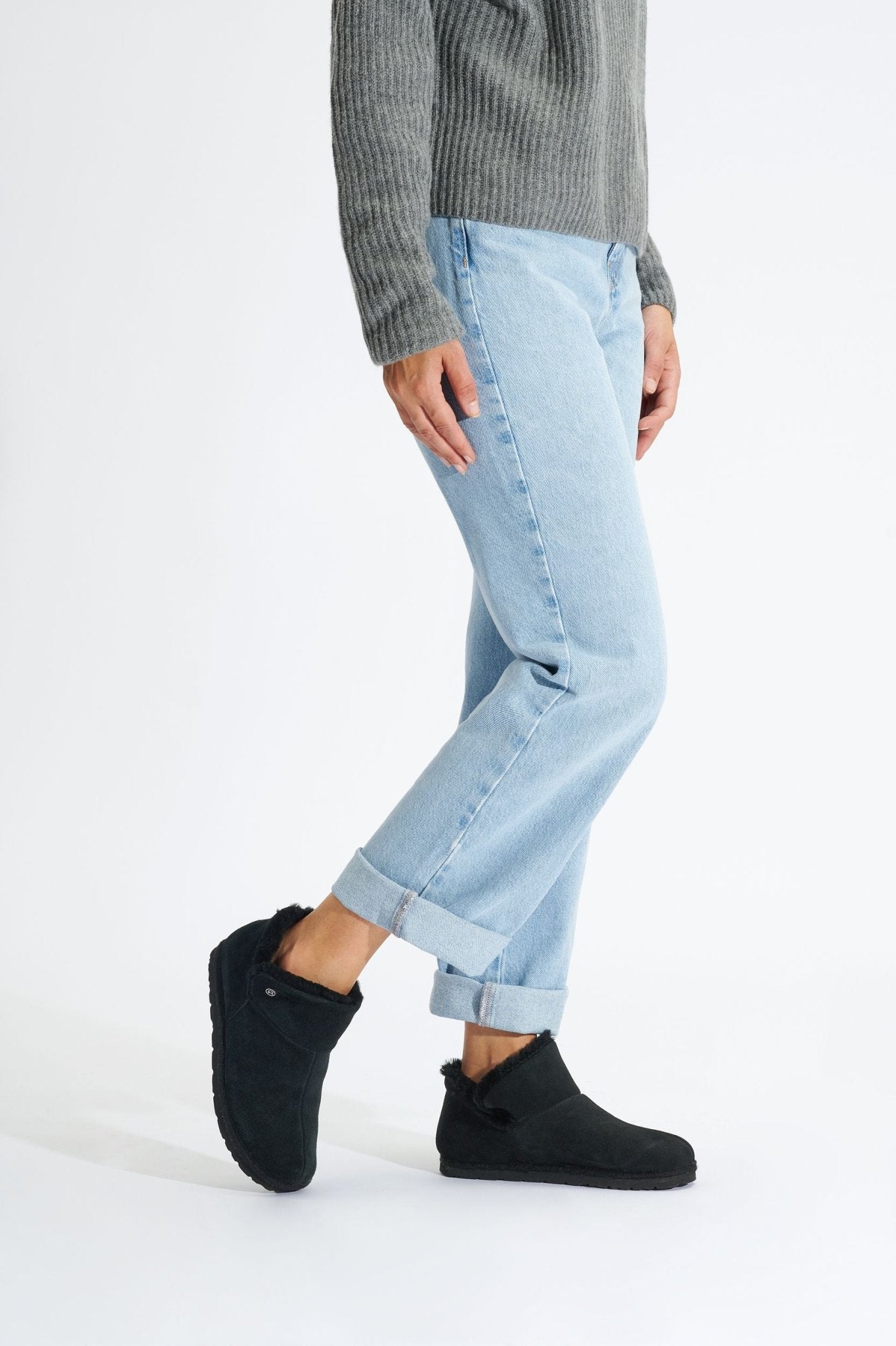 Warmgevoerde dames homelaars voor binnengebruik 'Gardena' - zwart - ChaplinshoesWarmgevoerde indoorlaars voor dames 'Gardena' - zwartRohde