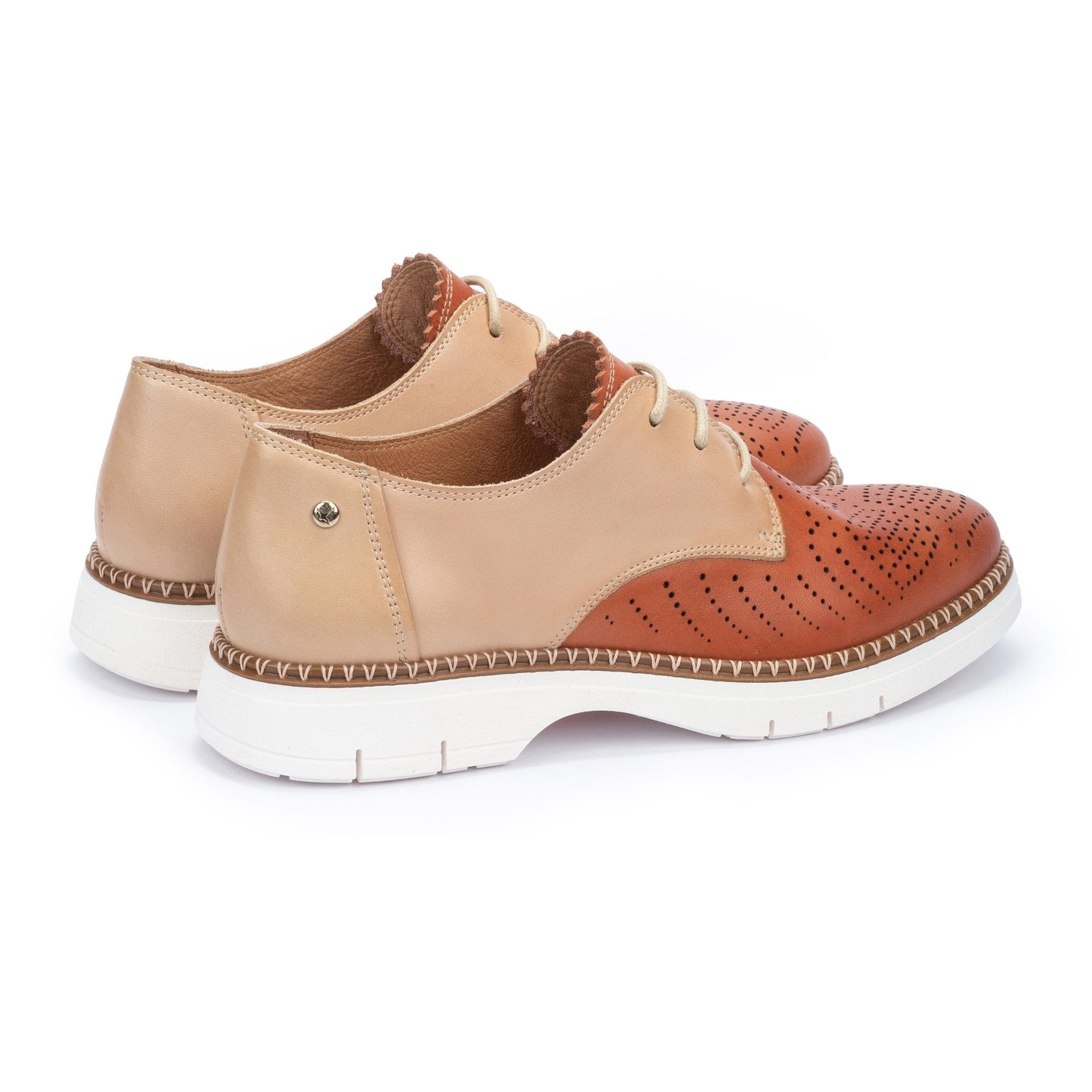 'Henares' dames veterschoen - Bruin beige - Chaplinshoes'Henares' dames veterschoen - Bruin beigePikolinos