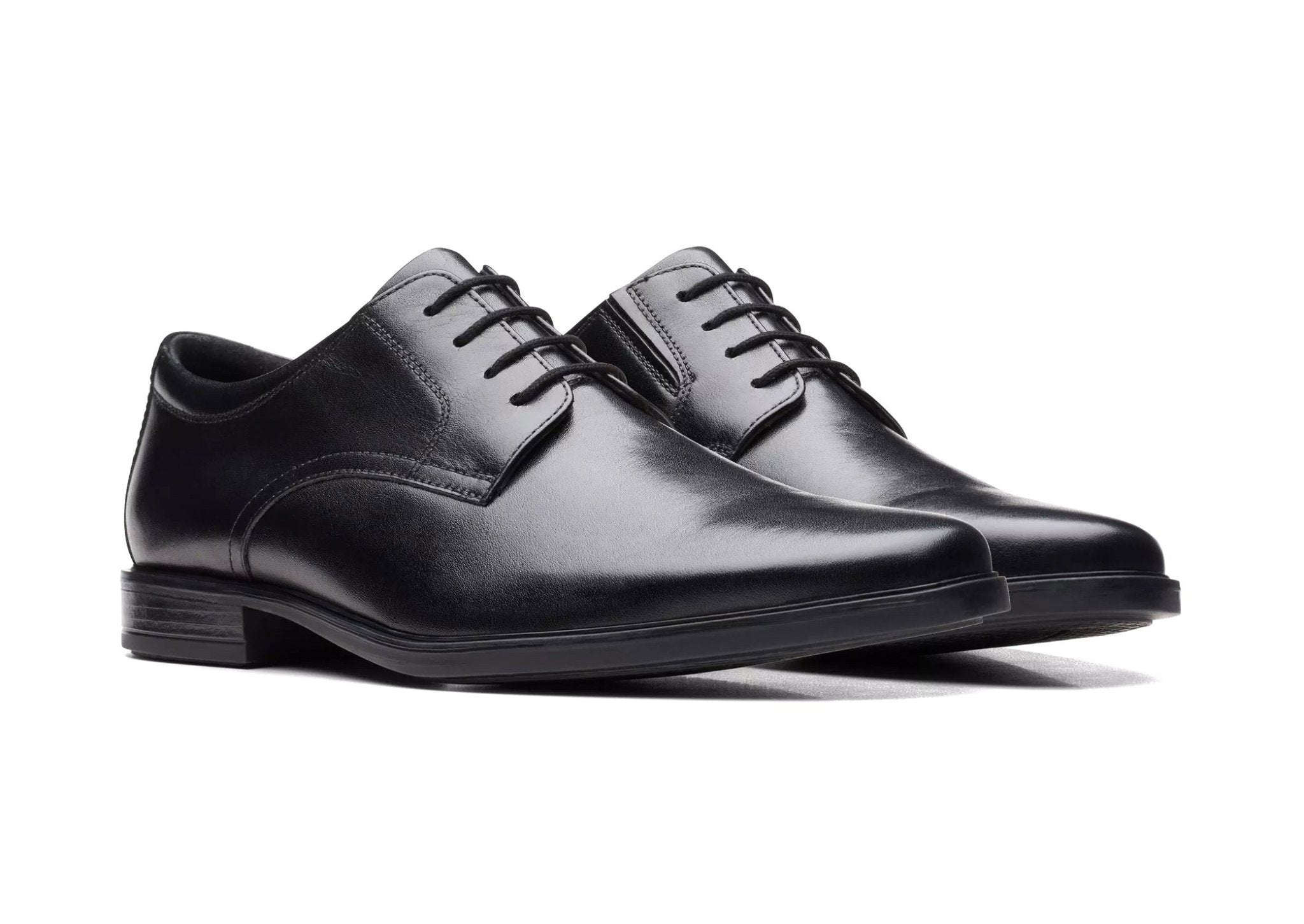 'Howard Walk' men's lace - up shoe - Black Wide Fit - Chaplinshoes'Howard Walk' men's lace - up shoe - Black Wide FitClarks