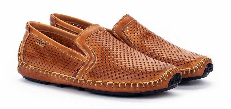 'Jerez' geperforeerde herenloafer - Bruin - Chaplinshoes'Jerez' geperforeerde herenloafer - BruinPikolinos