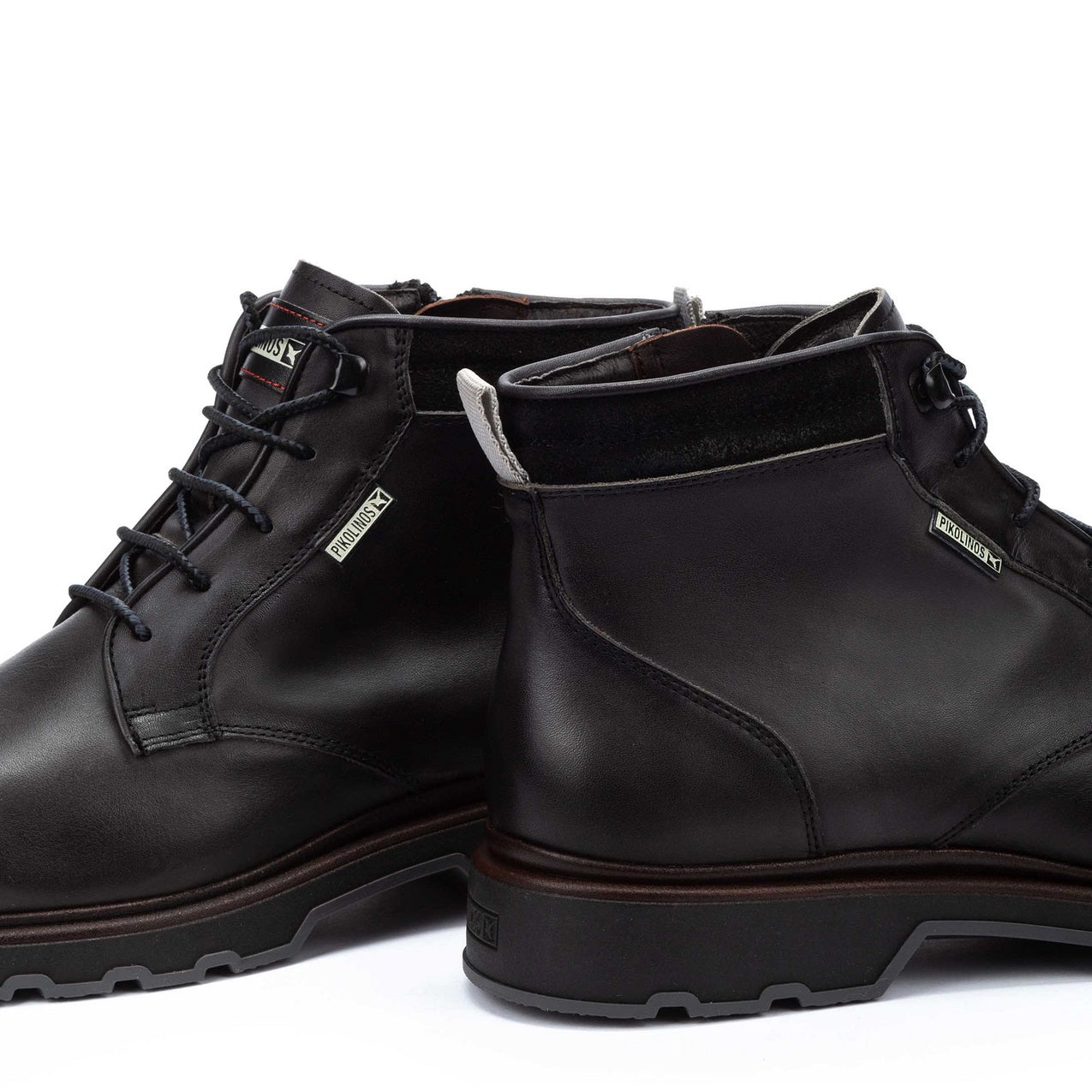 Linares smart city laars voor heren - Zwart - ChaplinshoesLinares smart city laars voor heren - ZwartPikolinos