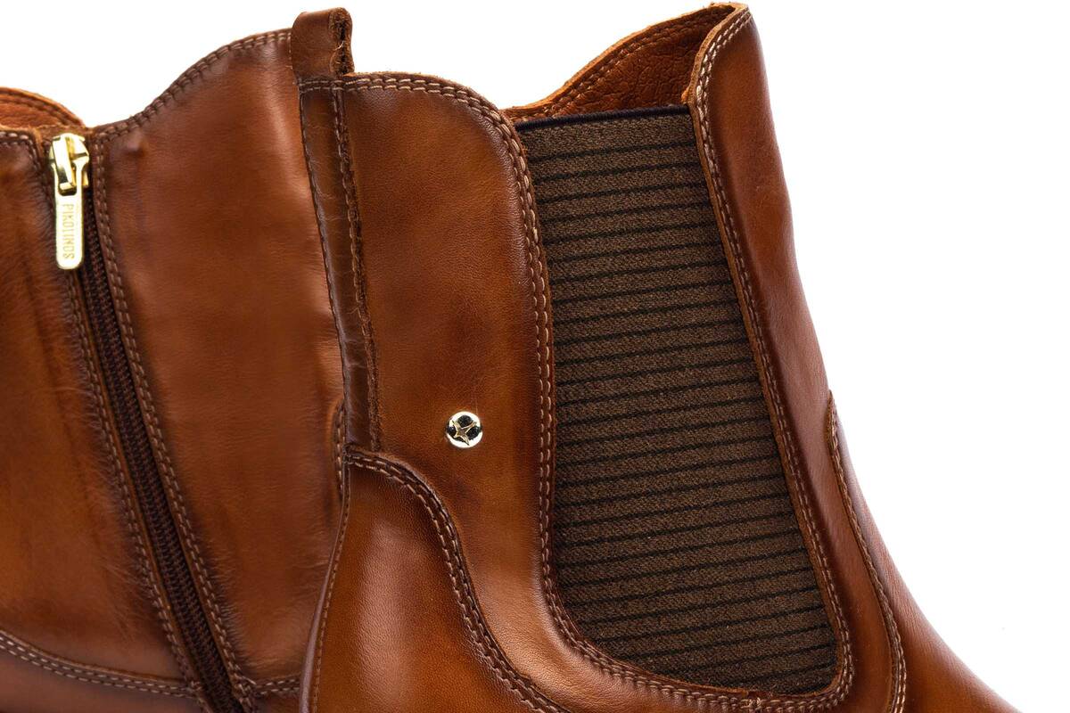 'Llanes W7H' dames ritslaars - Bruin brandy - Chaplinshoes'Llanes W7H' dames ritslaars - Bruin brandyPikolinos