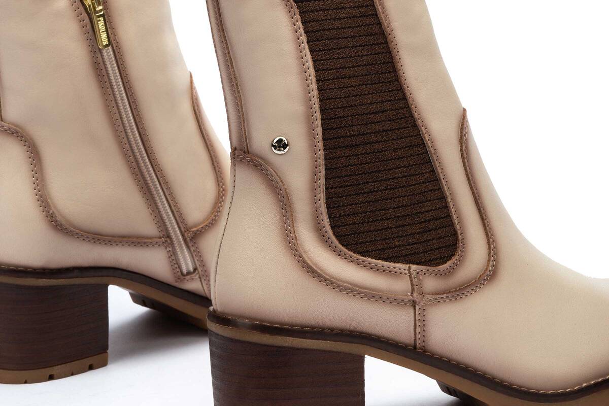 'Llanes W7H' women zipper boot - Off white - Chaplinshoes'Llanes W7H' women zipper boot - Off whitePikolinos