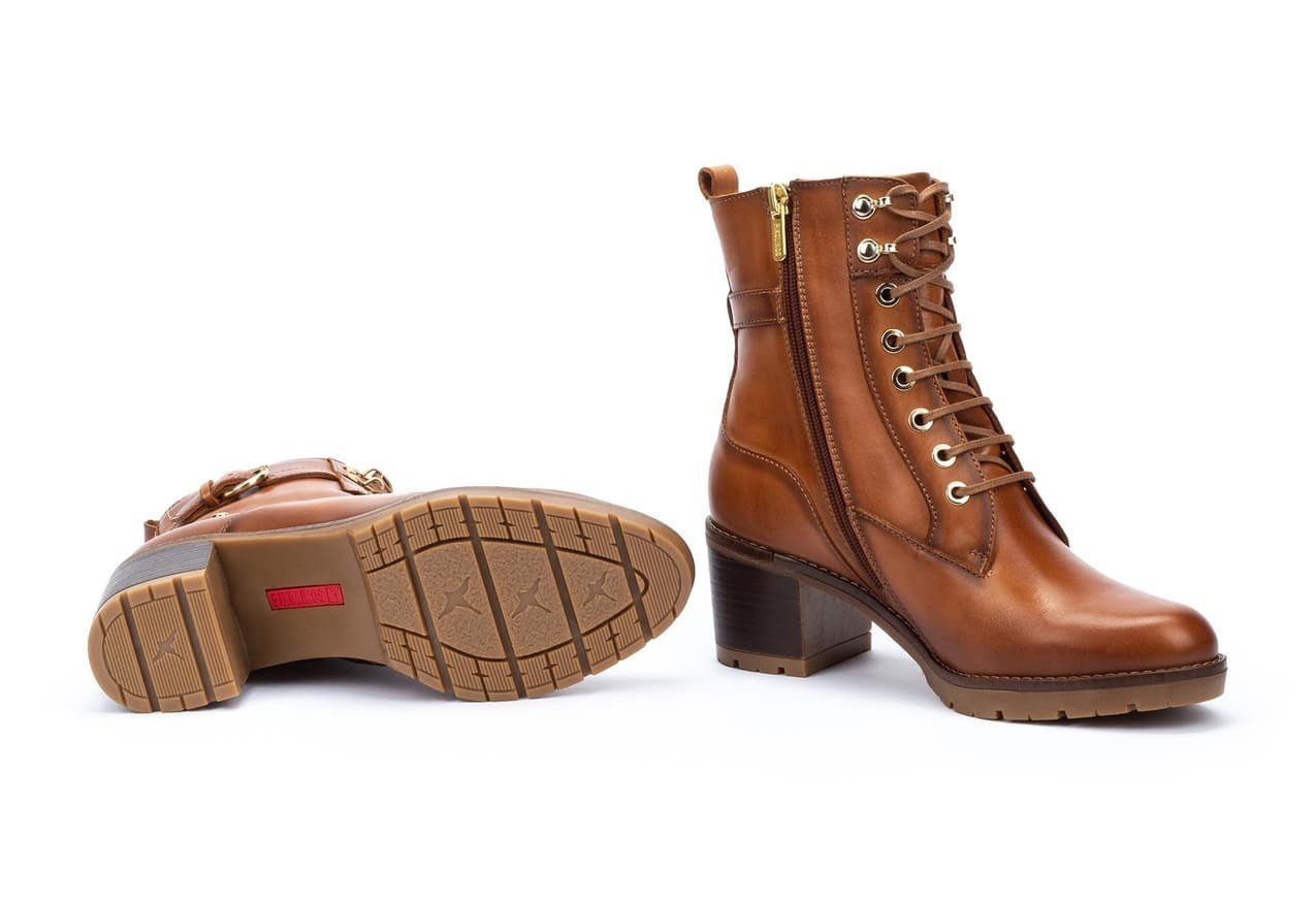 Dameslaars 'Llanes' - Bruin - Chaplinshoes'Llanes' dameslaars - BruinPikolinos