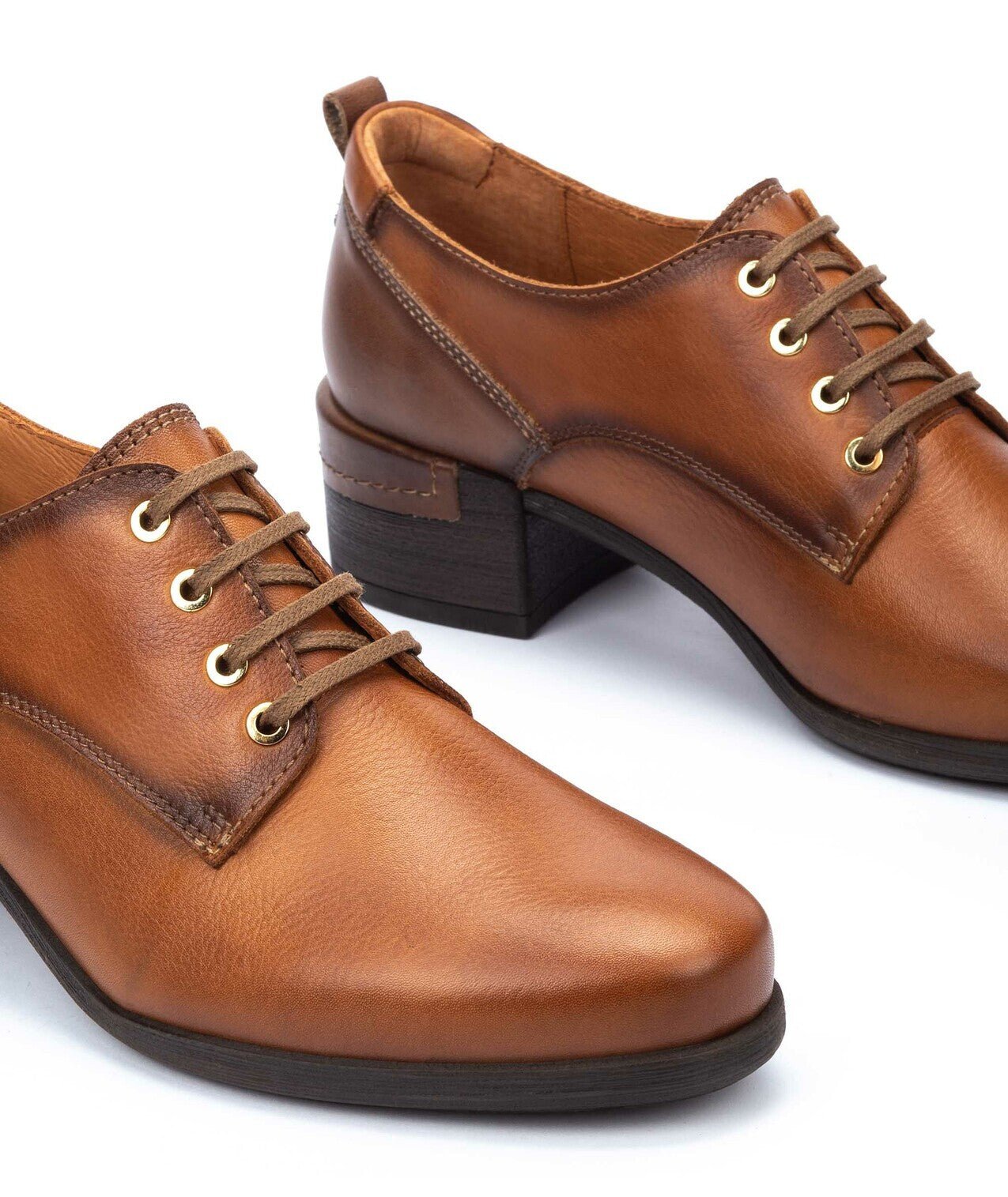 Damespump 'Malaga' - Bruin - Chaplinshoes'Malaga' damespump - BruinPikolinos