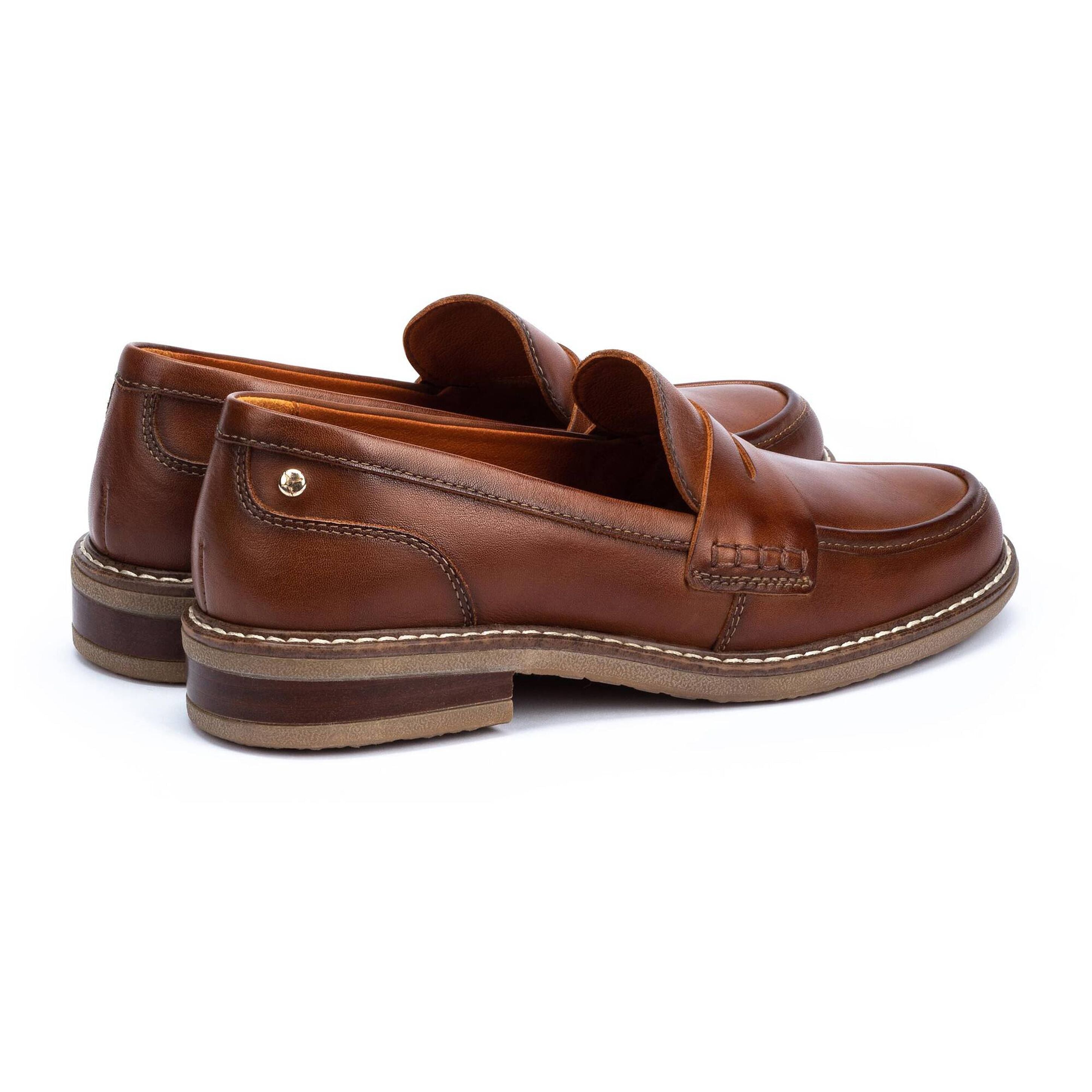 Mocassim feminino 'Aldaya' - Marrom