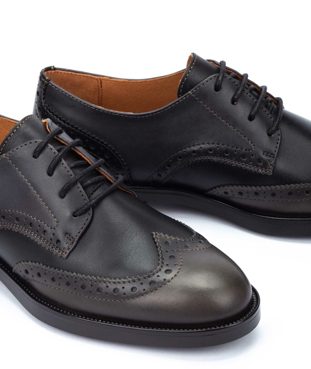 'Puertollano' dames veterschoen - Grijs - Chaplinshoes'Puertollano' dames veterschoen - GrijsPikolinos