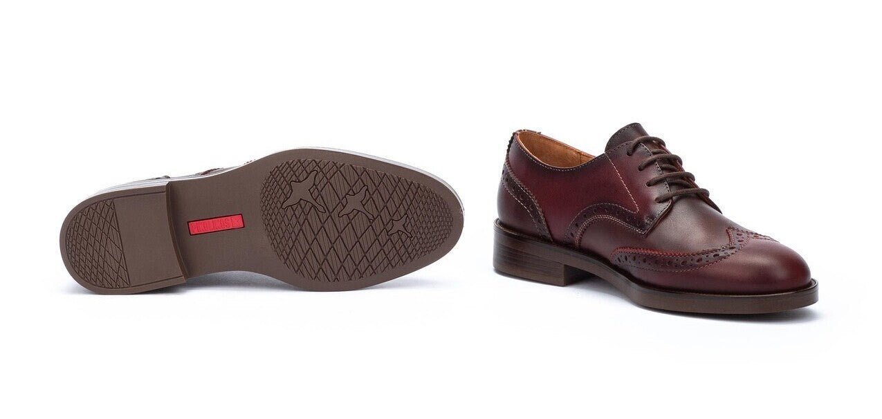 Damesveterschoen 'Puertollano' - Rood - ChaplinshoesDamesveterschoen 'Puertollano' - RoodPikolinos