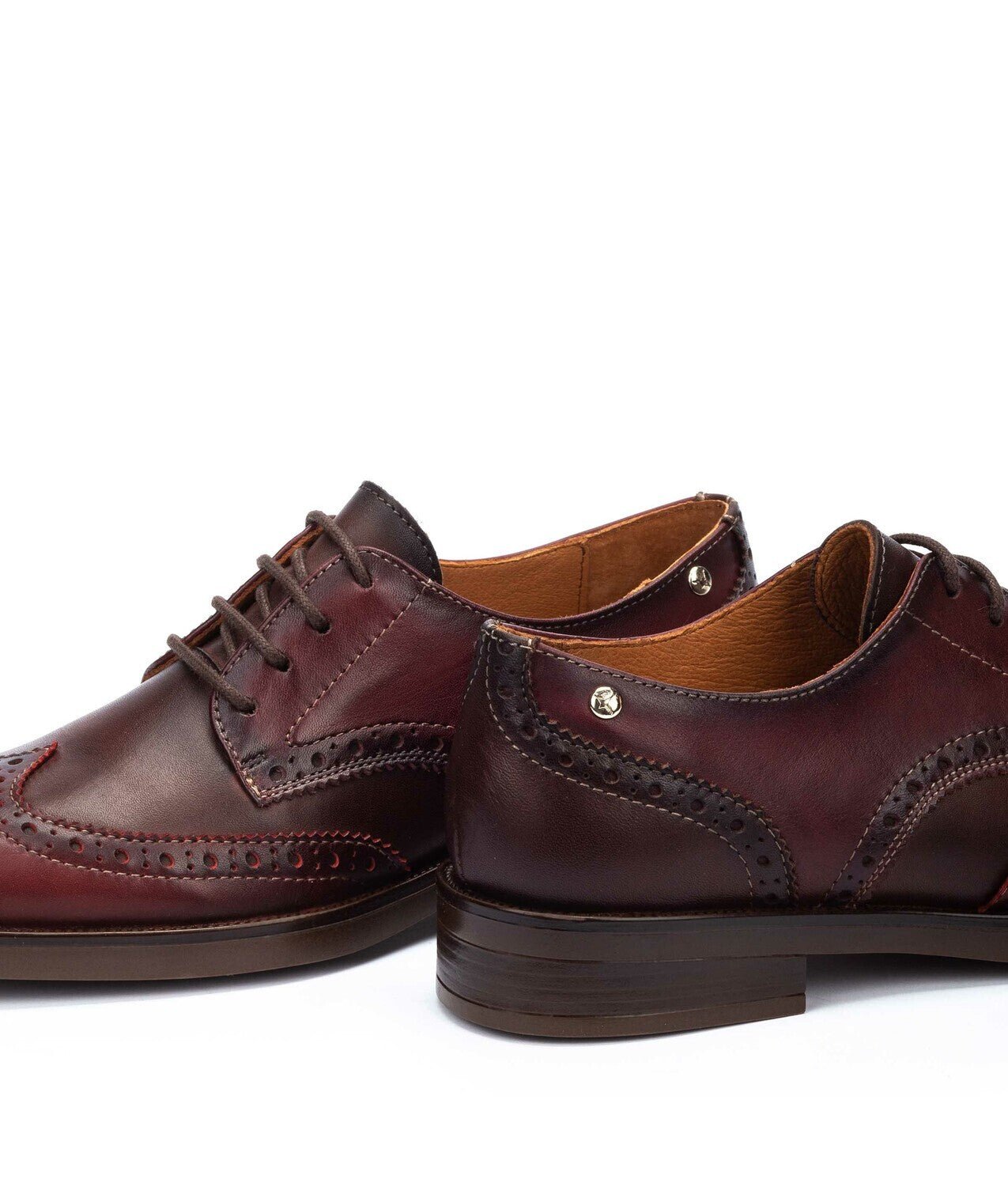 Damesveterschoen 'Puertollano' - Rood - ChaplinshoesDamesveterschoen 'Puertollano' - RoodPikolinos