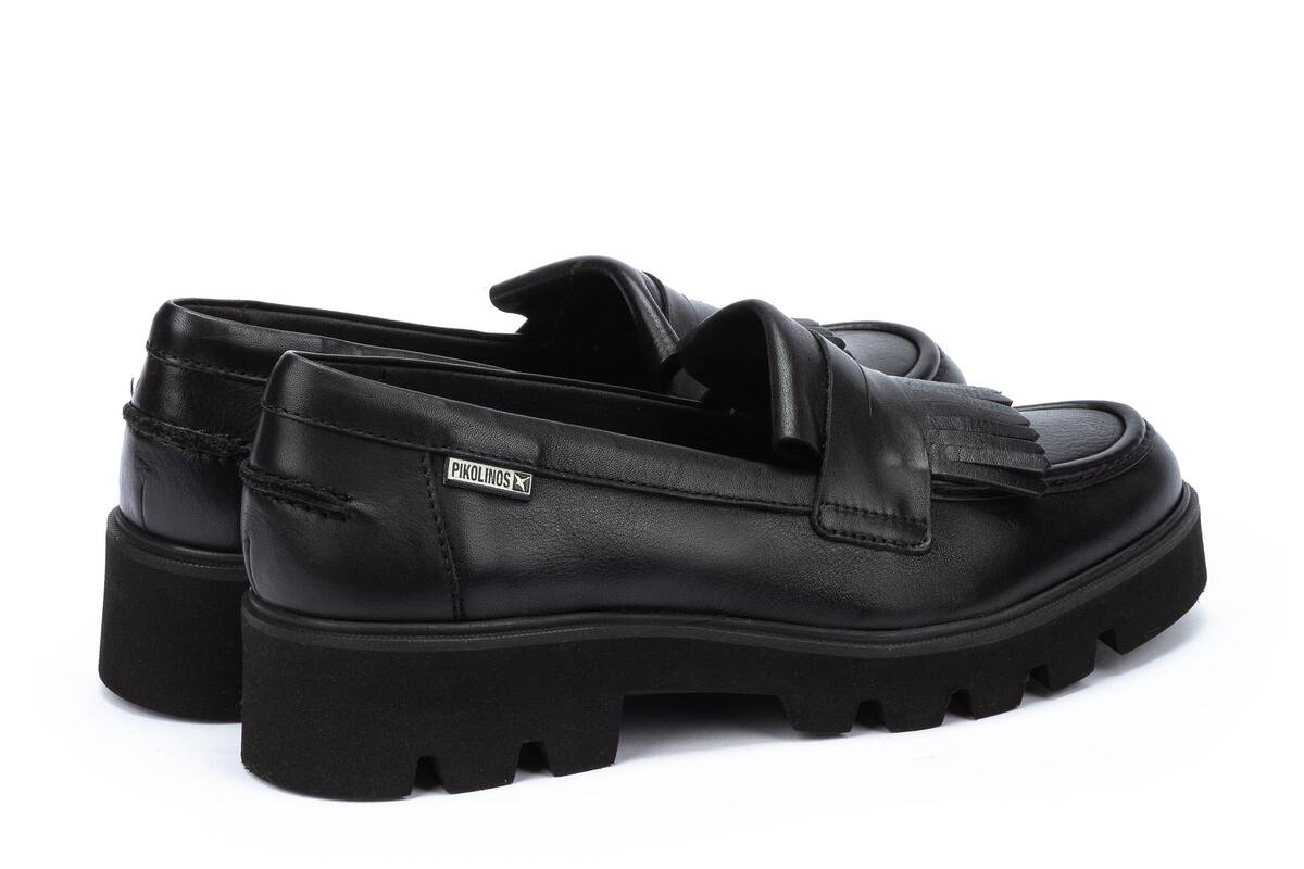 'Salamanca' women's pump - Black - Chaplinshoes'Salamanca' women's pump - BlackPikolinos