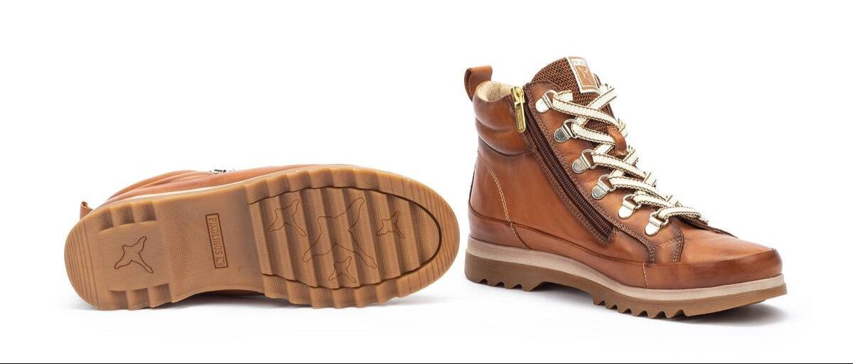 Damessneaker 'Vigo' - brandewijnbruin - Chaplinshoes'Vigo' damessneakerlaars - brandewijnbruinPikolinos